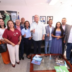 Senador Eduardo Gomes recebe lideran&ccedil;as de Cristal&acirc;ndia, S&atilde;o Sebasti&atilde;o e Palmeirante para tratar de demandas municipais