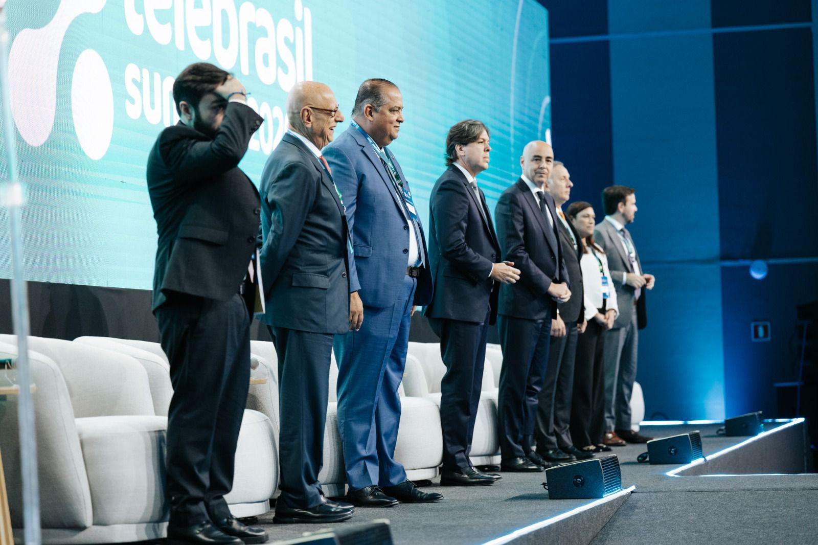 Vice-presidente do Senado, Eduardo Gomes participa do Painel Telebrasil Summit 2026 e debate conectividade, inovação e inteligência artificial no Brasil