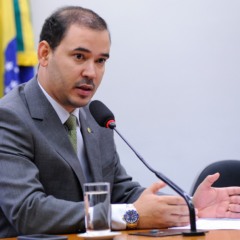 Vicentinho J&uacute;nior