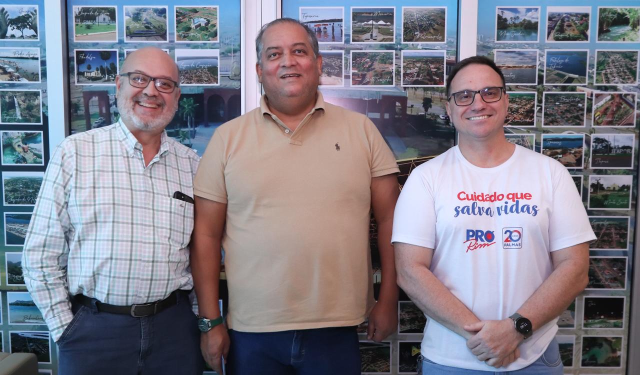 Senador Eduardo Gomes garante apoio a complexo de nefrologia da Pró-Rim em Palmas e vai articular com bancada