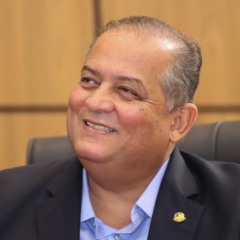 Verit&aacute; aponta Gomes na prefer&ecirc;ncia para o Senado e ele avalia: &ldquo;fruto de trabalho, presen&ccedil;a, di&aacute;logo e compromisso com cada regi&atilde;o do TO&rdquo;