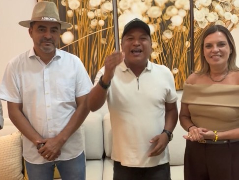 Wanderlei Barbosa anuncia licitação de pavimentação na TO-134 e autoriza projeto para obras na TO-405; Cláudia Lelis e prefeito Auri comemoram avanço para Axixá