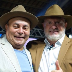 Empres&aacute;rio pioneiro e vision&aacute;rio de Palmas, Ruy Adriano prestigia Carlesse em lan&ccedil;amento de pr&eacute;-candidatura ao Senado