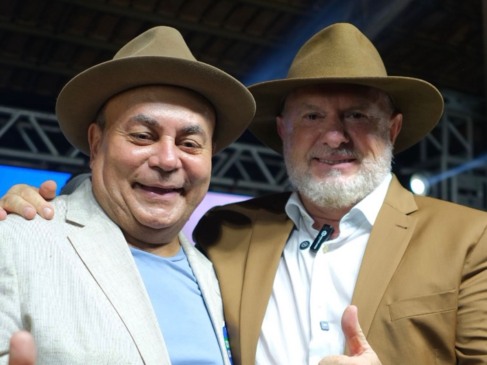 Empresário pioneiro e visionário de Palmas, Ruy Adriano prestigia Carlesse em lançamento de pré-candidatura ao Senado