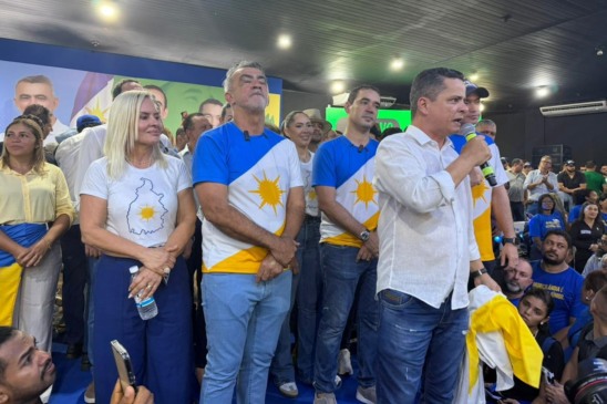 Evento de Vicentinho Jr: Deputados do grupo mandam indiretas políticas