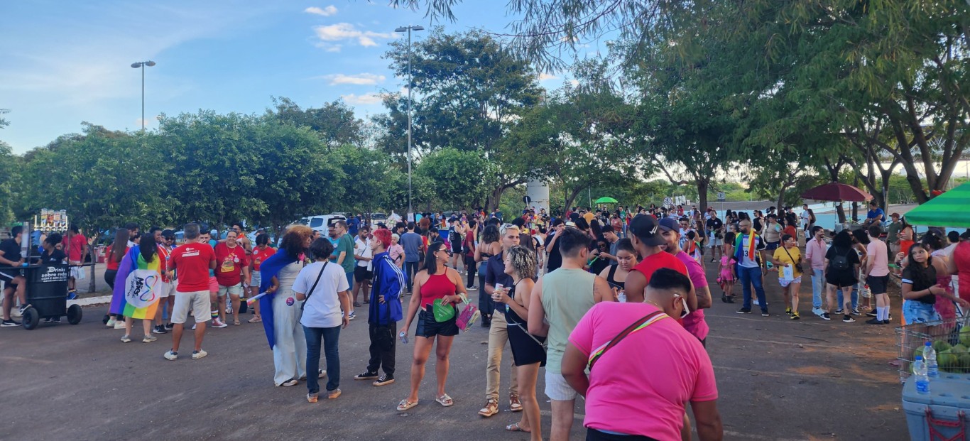 Palmas recebe 21ª Parada LGBTI+ em junho com o tema “Nenhum Direito a Menos” Palmas recebe 21ª Parada LGBTI+ em junho com o tema “Nenhum Direito a Menos”