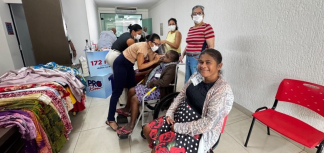 Beleza que cura: ação voluntária leva cuidado e autoestima a pacientes renais na Fundação Pró-Rim em Palmas