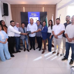 Senador Eduardo Gomes recebe mo&ccedil;&atilde;o de aplausos da Acipa por atua&ccedil;&atilde;o em prol do empreendedorismo