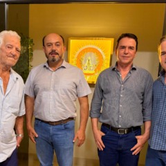 Sandoval Cardoso se re&uacute;ne com fam&iacute;lia do Supermercado S&atilde;o Judas Tadeu e destaca import&acirc;ncia do empreendedorismo para o desenvolvimento de Colinas