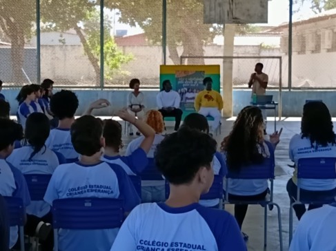 Dia da África: Associação promove palestra e oficina sobre cultura africana em escola de Palmas