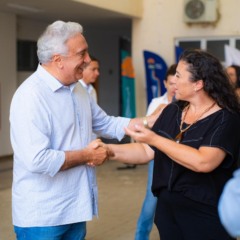 Laurez Moreira defende industrializa&ccedil;&atilde;o e fortalecimento da bacia leiteira