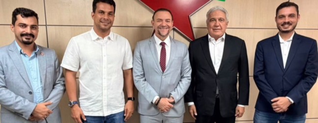 Após conversa com presidente nacional do PT em Brasília, Laurez admite possibilidade de composição com partido de Lula