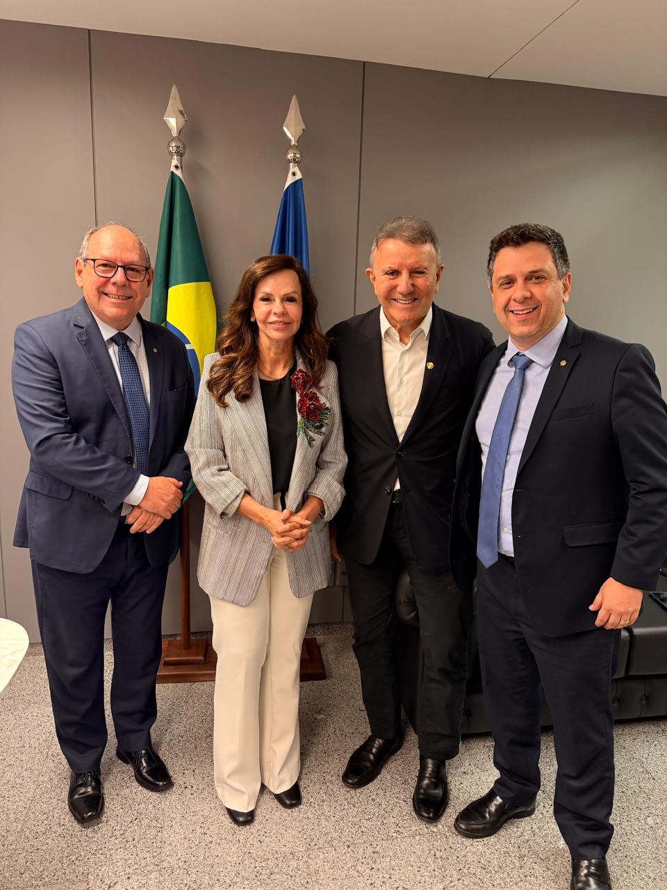 Senadora Dorinha recebe apoio total de Ronaldo Dimas e Tiago Dimas Senadora Dorinha recebe apoio total de Ronaldo Dimas e Tiago Dimas