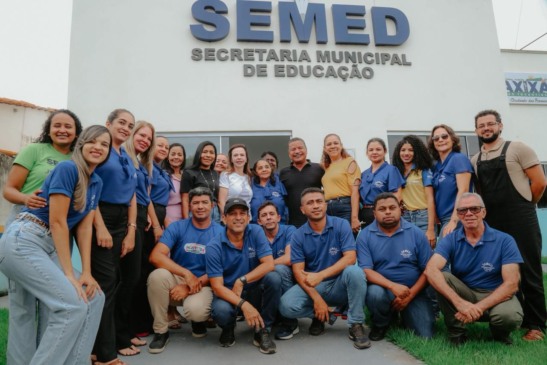 Dorinha visita construção de escola em Axixá e defende educação como prioridade
