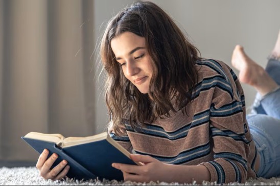 “Dieta de Dopamina”: troca das telas por livros combate estresse e ansiedade