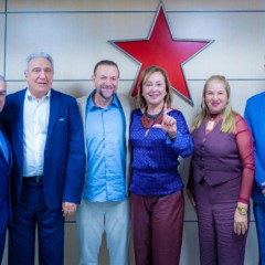 PT de Lula oficializa apoio &agrave; pr&eacute;-candidatura de Laurez Moreira ao Governo; Mour&atilde;o vai ao Senado na chapa