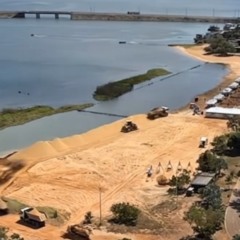 Eduardo mostra projeto para ampliar faixa de areia da Praia da Graciosa; "Nada vence o trabalho"
