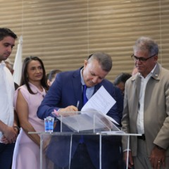 Taquaru&ccedil;u volta a ser capital do Tocantins por um dia e recebe pacote de obras e investimentos