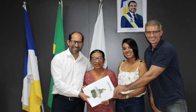 Entrega de títulos definitivos garante segurança jurídica e fortalece o desenvolvimento rural no estado - Foto: Uendel Souza/Governo do Tocantins