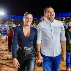 Governador Wanderlei Barbosa acompanhado da primeira-dama Karynne Sotero, participa das comemora&ccedil;&otilde;es do anivers&aacute;rio de 154 anos de Taguatinga - Foto: Antonio Gon&ccedil;alves/Governo do Tocantins