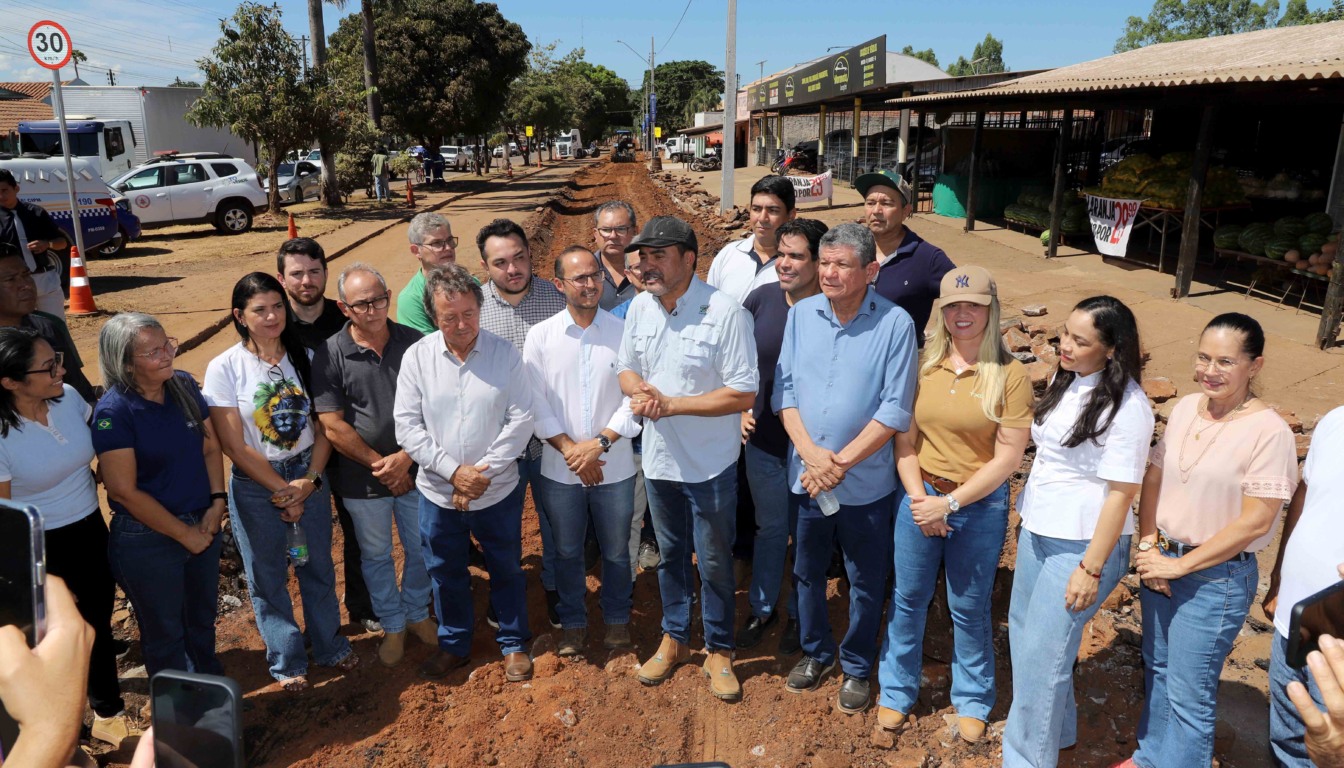 Governador Wanderlei Barbosa vistoria obras de revitalização da TO-342 em Miracema do Tocantins - Foto: Aldemar Ribeiro/Governo do Tocantins