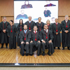 Solenidade de posse foi realizada durante sess&atilde;o do Col&eacute;gio de Procuradores de Justi&ccedil;a - Foto: Marcelo de Deus/Dicom MPTO