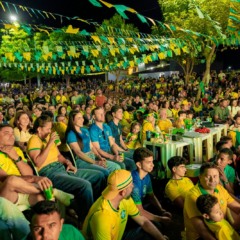Em Para&iacute;so, torcida lota Parque das &Aacute;guas e transforma Copa em grande festa da comunidade