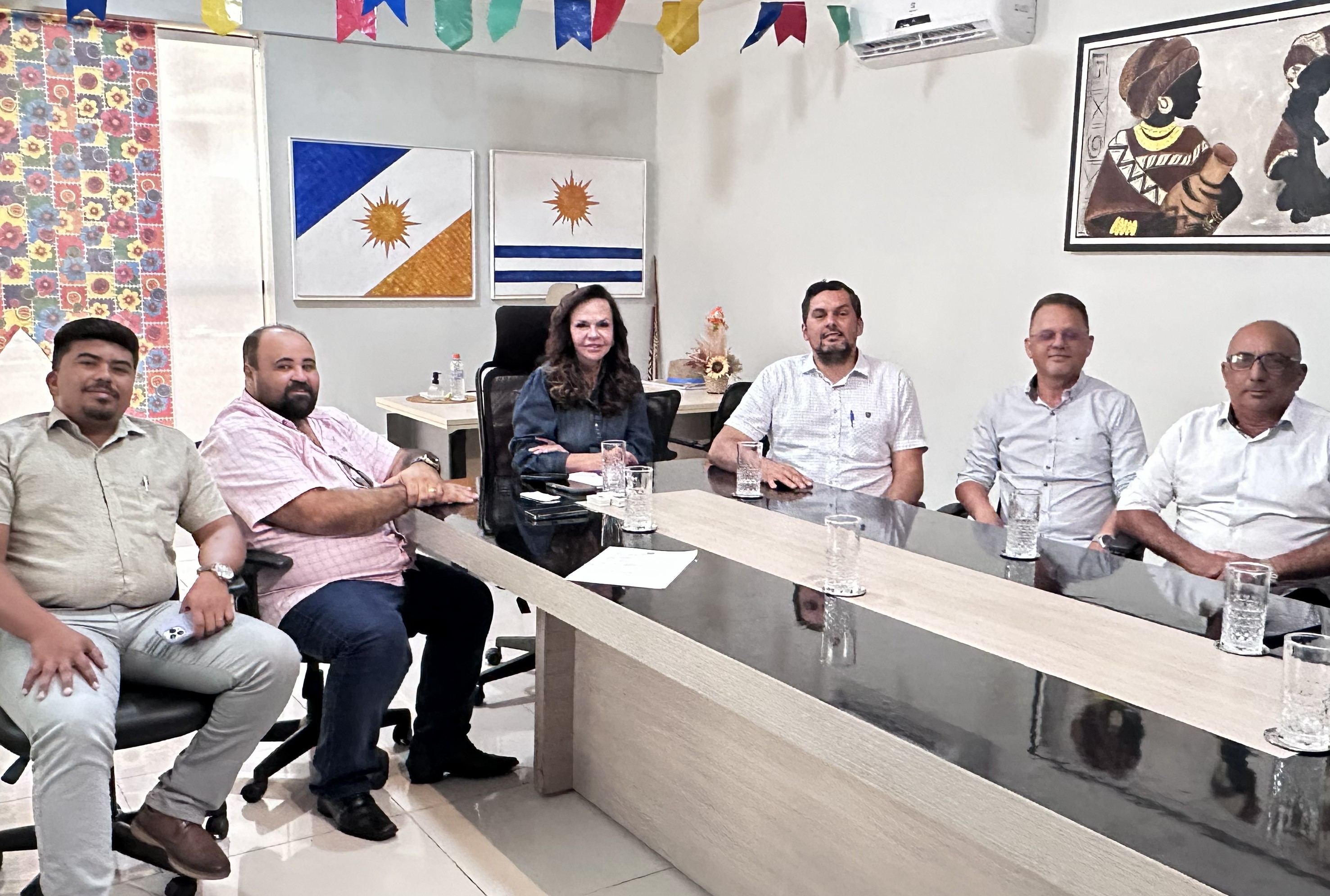 Dorinha recebe adesão de mais dois prefeitos na disputa ao governo: “a população apoia a senhora”