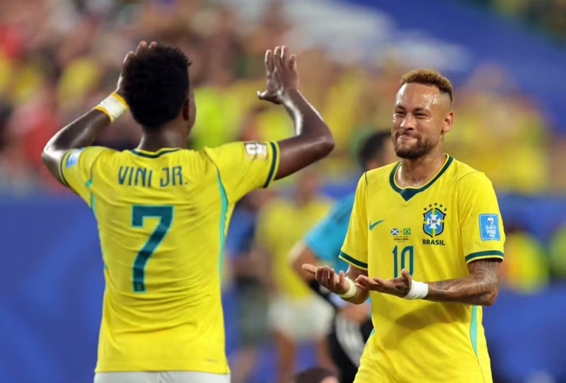 Tocantinenses entram no clima da torcida para Brasil x Japão no primeiro mata-mata da Copa do Mundo