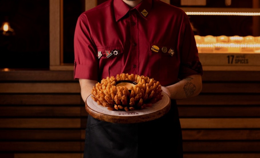 Outback abre mais de 80 vagas de emprego para nova unidade em shopping de Palmas