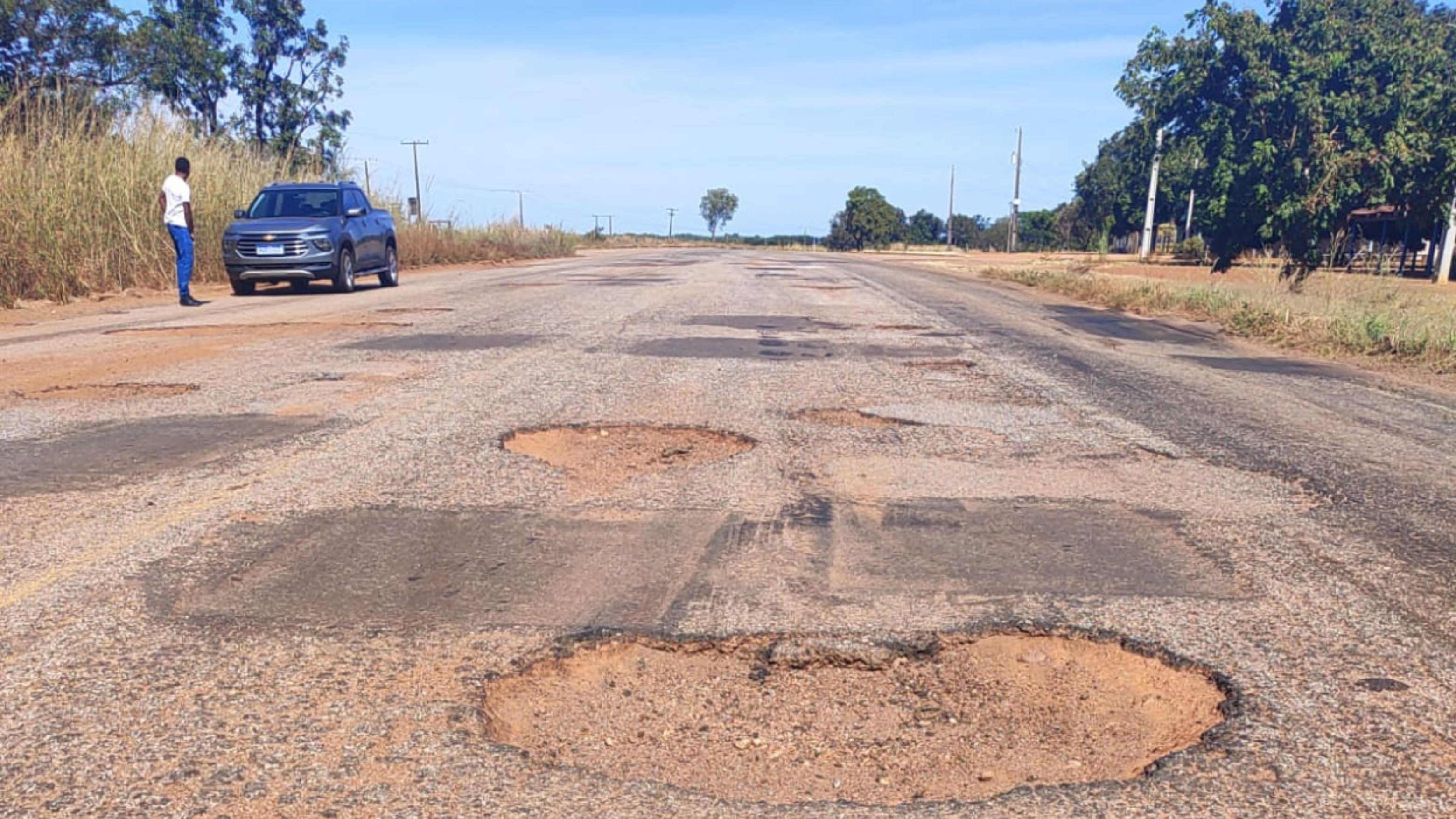 Buracos em rodovia entre municípios do sul do Tocantins motivam cobrança por melhorias urgentes