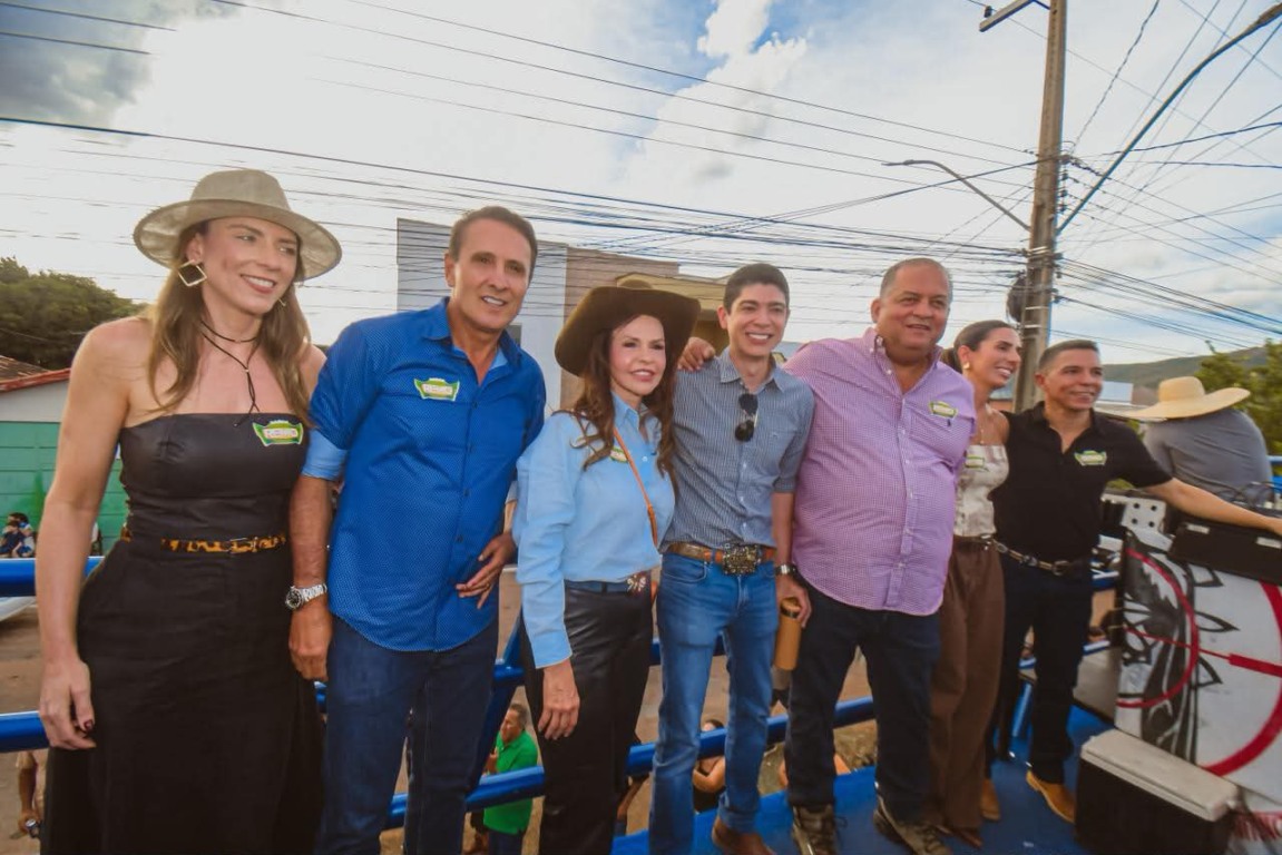 Dorinha destaca a força do agro na XXIX Cavalgada da Expobrasil 2026 em Paraíso do Tocantins Dorinha destaca a força do agro na XXIX Cavalgada da Expobrasil 2026 em Paraíso do Tocantins