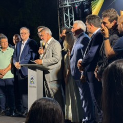 Moreira eternizado! Aplaudido pelos servidores, Am&eacute;lio Cayres divide com colegas m&eacute;rito do novo pr&eacute;dio e afirma: &ldquo;deixamos um legado de um poder que tem serenidade e equil&iacute;brio&rdquo;