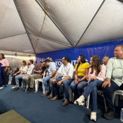 Pavimenta&ccedil;&atilde;o da TO-387 &eacute; entregue com sentimento de gratid&atilde;o da regi&atilde;o; Prefeita se emociona e diz que Wanderlei &eacute; o &ldquo;2&ordm; Siqueira Campos&rdquo;