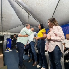 Eduardo Gomes comemora com l&iacute;deres e moradores entrega da TO 387 e destaca Wanderlei: &ldquo;seu governo &eacute; o governo do acesso&rdquo;