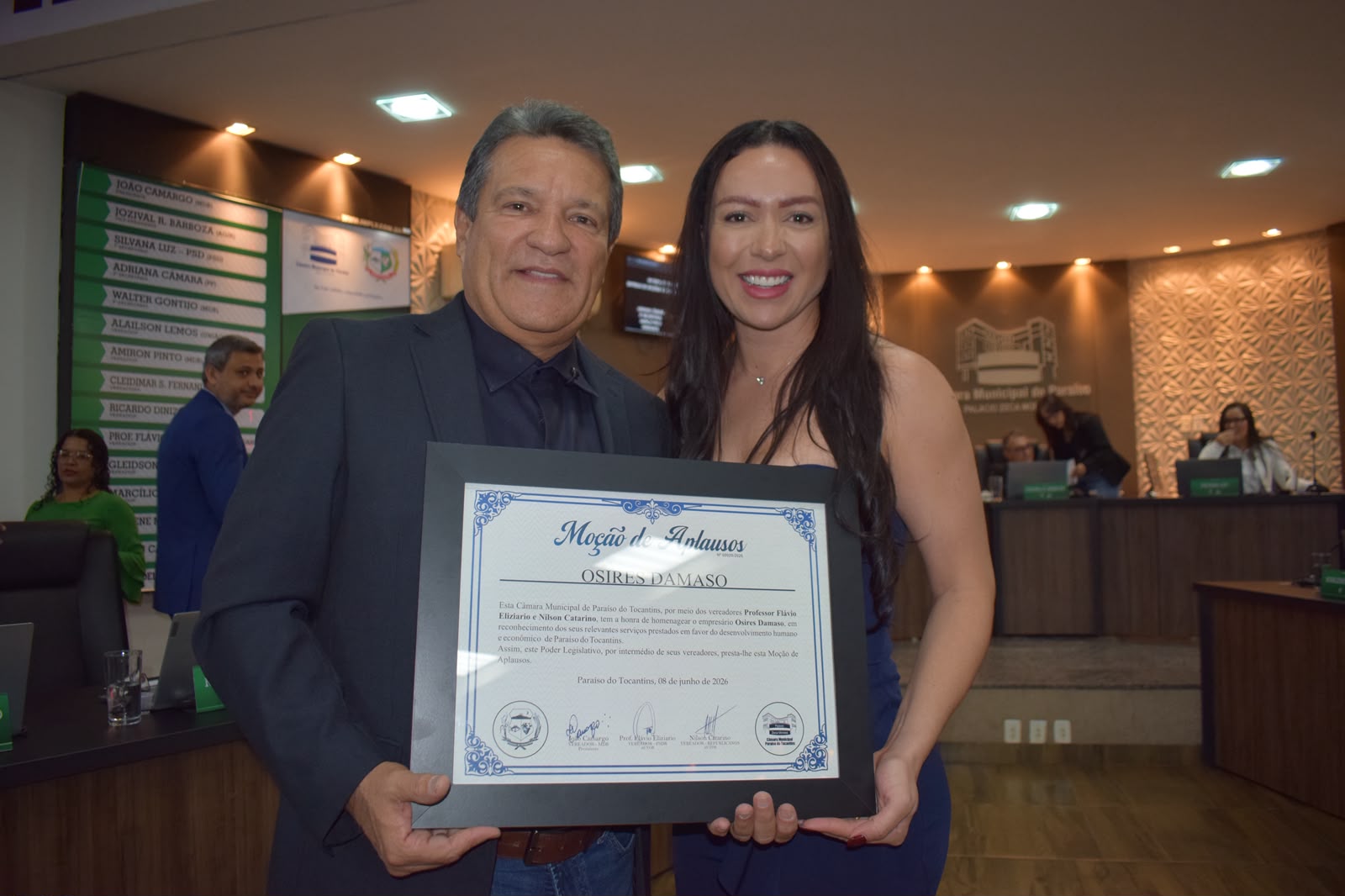 Câmara de Paraíso homenageia Osires Damaso com Moção de Aplausos