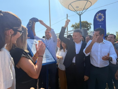 Sem ministro, Estado entrega apartamentos a famílias em Palmas; Eduardo Siqueira e Wanderlei destacam parceria: “temos uma história e um legado”