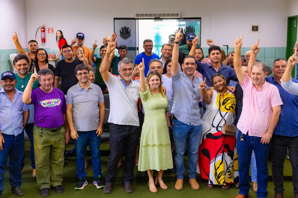 Caravana de Vicentinho e Amélio recebe apoios de vereadores no Meio Norte do TO: “Não quero apagar a história de ninguém, mas quero construir a nossa” Caravana de Vicentinho e Amélio recebe apoios de vereadores no Meio Norte do TO: “Não quero apagar a história de ninguém, mas quero construir a nossa”