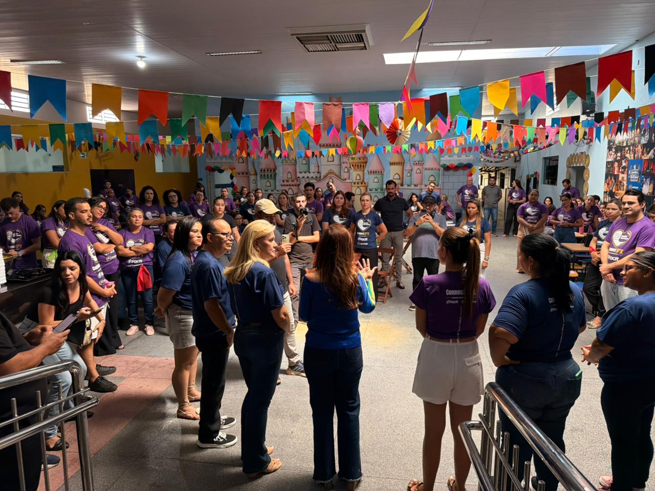 Dorinha destaca valorização dos professores durante encontro com educadores em Araguaína