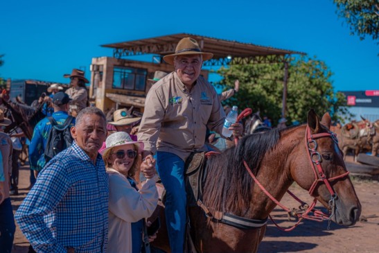 Laurez Moreira participa da Cavalgada de Araguaína e defende desenvolvimento e oportunidades para o Tocantins