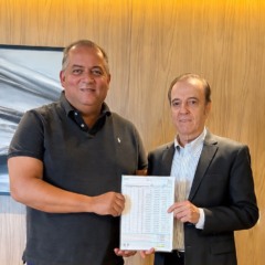 Senador Eduardo Gomes se re&uacute;ne com presidente do Hospital de Amor para discutir avan&ccedil;o das obras em Palmas