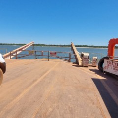 Travessia de balsa entre Araguacema e Santa Maria das Barreiras (PA) - Foto: Divulga&ccedil;&atilde;o 