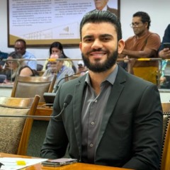 L&eacute;o Barbosa