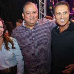 Eduardo Gomes, Dorinha, Gaguim e Barbosas prestigiam juntos abertura do Rodeio Show 2026 em Taquaru&ccedil;u; Senador destaca voca&ccedil;&atilde;o tur&iacute;stica do distrito