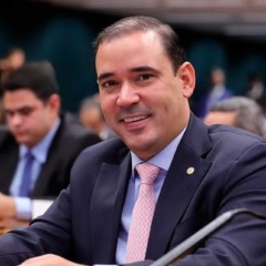 Vicentinho J&uacute;nior
