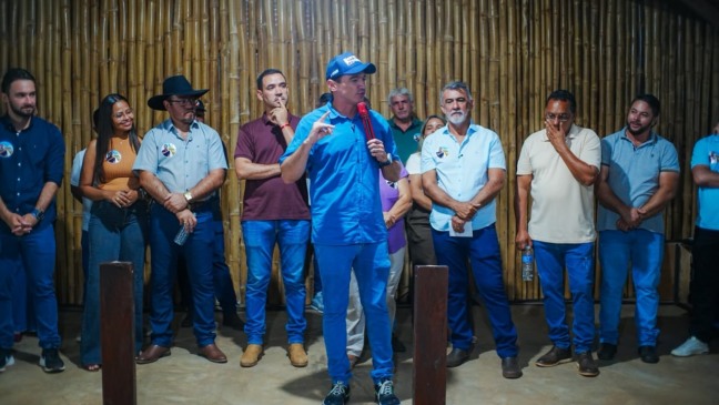 Prefeito, vice e 8 vereadores de Santa Maria do TO declaram apoio à pré-candidatura de Alexandre Guimarães ao Senado