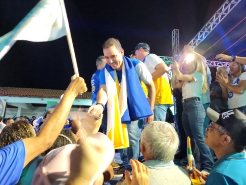 Lançamento de Vicentinho no Bico: Pré-candidatos proporcionais defendem palanque; Cínthia fala em “virar página de 20 anos”