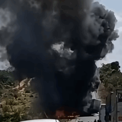 Dois motoristas morrem carbonizados ap&oacute;s colis&atilde;o entre caminh&otilde;es na BR-153