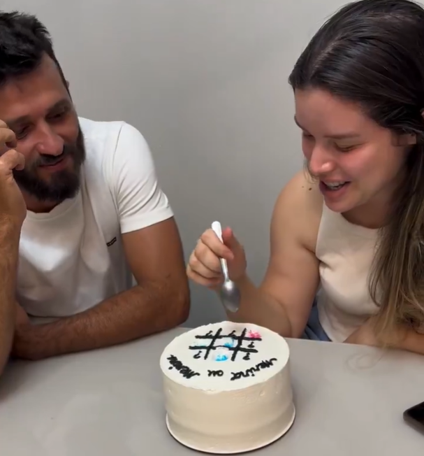 Chá revelação em forma de jogo da velha criado por casal tocantinense viraliza e passa de 8,5 milhões de visualizações Chá revelação em forma de jogo da velha criado por casal tocantinense viraliza e passa de 8,5 milhões de visualizações