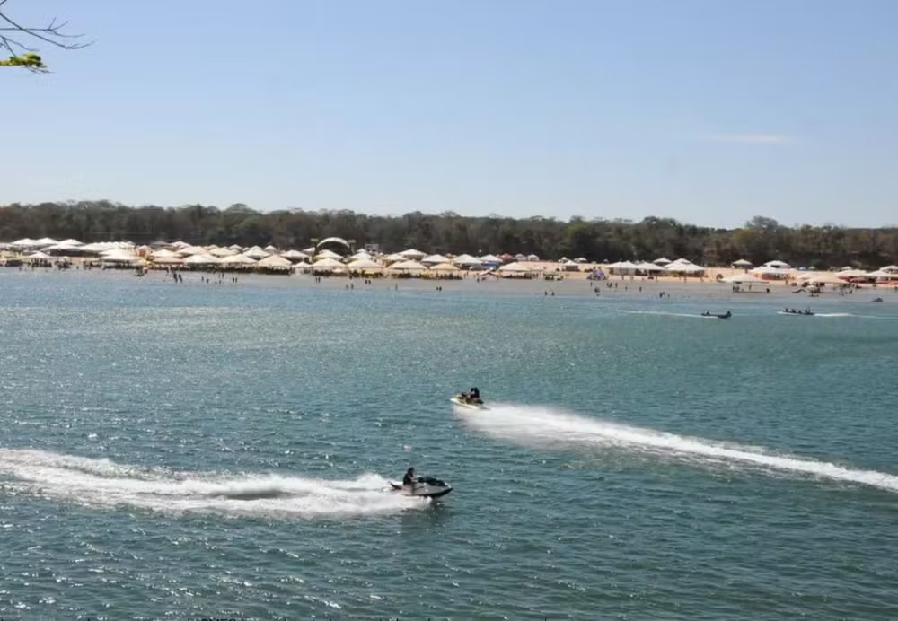 Acidente entre embarcações no Rio Tocantins deixa um morto em Peixe Acidente entre embarcações no Rio Tocantins deixa um morto em Peixe